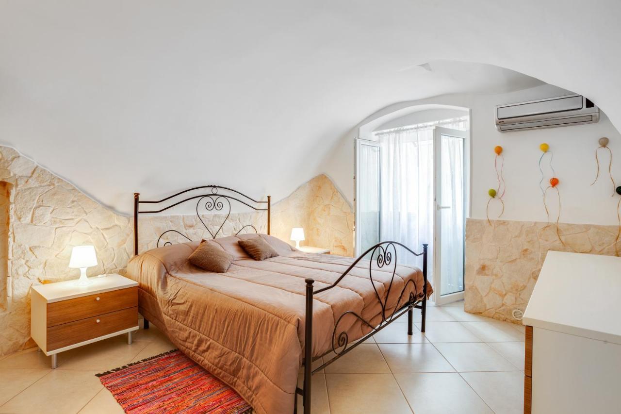 La Chicca Historic Center Beautiful Flat Leilighet Monopoli Eksteriør bilde